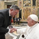 Encuentro de Universidades en el Vaticano. Tamarit se reunió con el Papa Francisco.