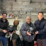 Nueva entrega de cascos en el marco del programa municipal de seguridad vial