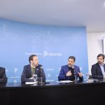 CONFERENCIA DE PRENSA DEL 15/09/2025 MINISTROS DE GOBIERNO, CARLOS BIANCO; DE ECONOMÍA, PABLO LÓPEZ; DE SALUD, NICOLÁS KREPLAK; Y EL DIRECTOR EJECUTIVO DEL CONSEJO UNIVERSITARIO BONAERENSE, ALEJANDRO VILLAR